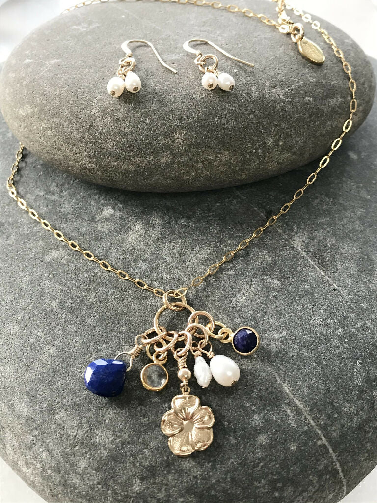 A cluster necklace jewellery set - Image 4