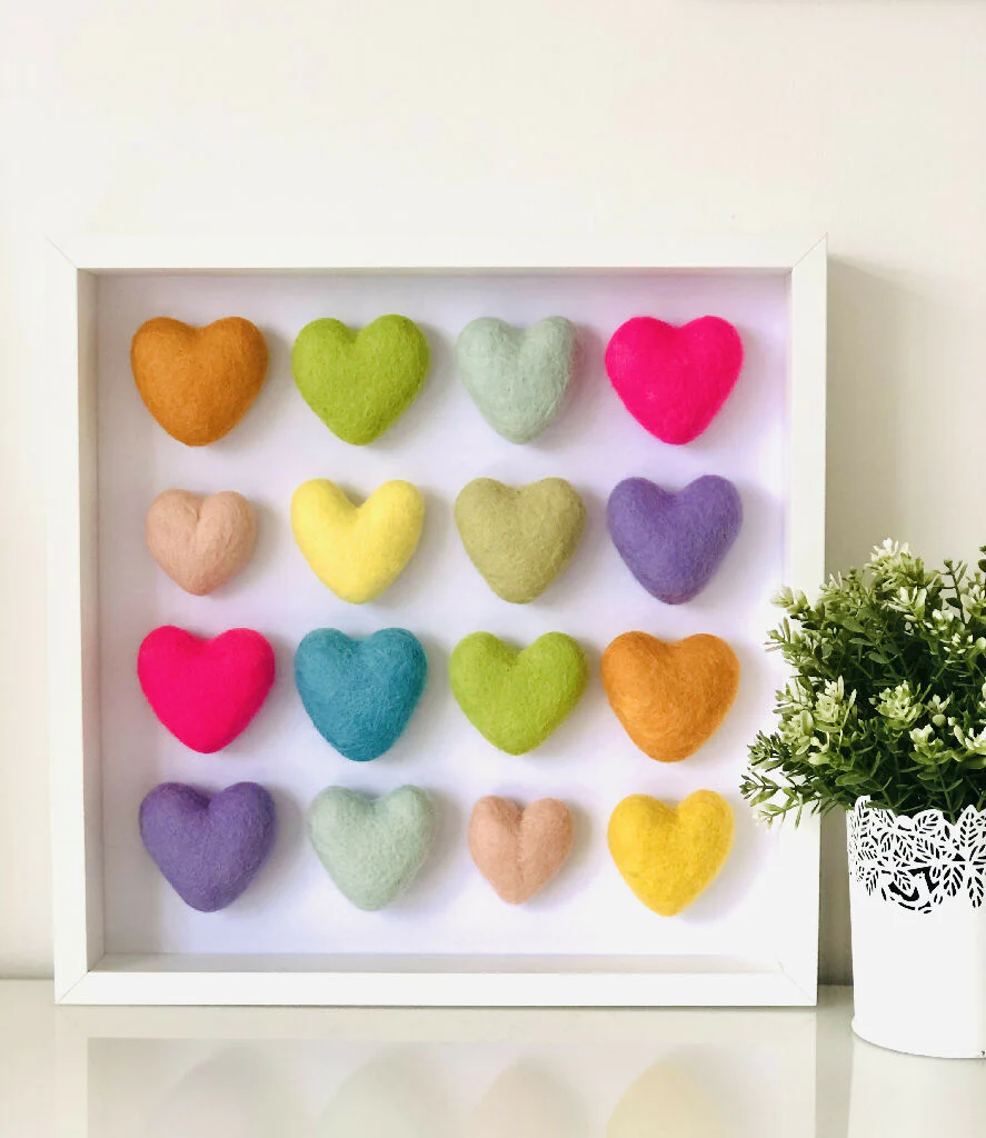 Colourful Hearts - medium frame - Image 2