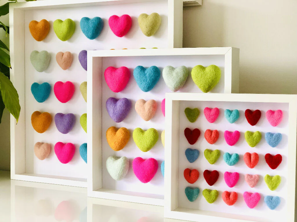 Colourful Hearts - small frame - Image 4