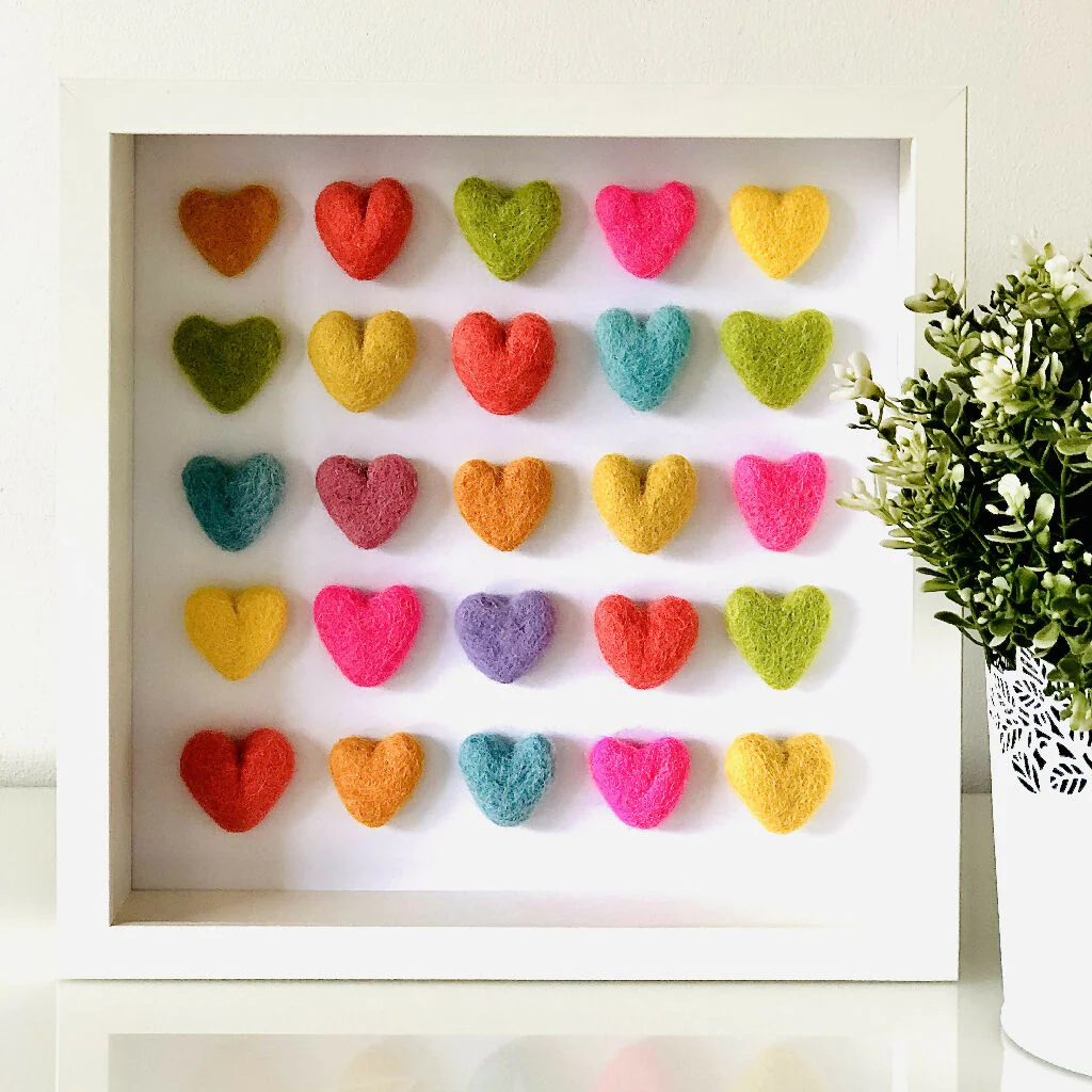 Colourful Hearts - small frame - Image 9