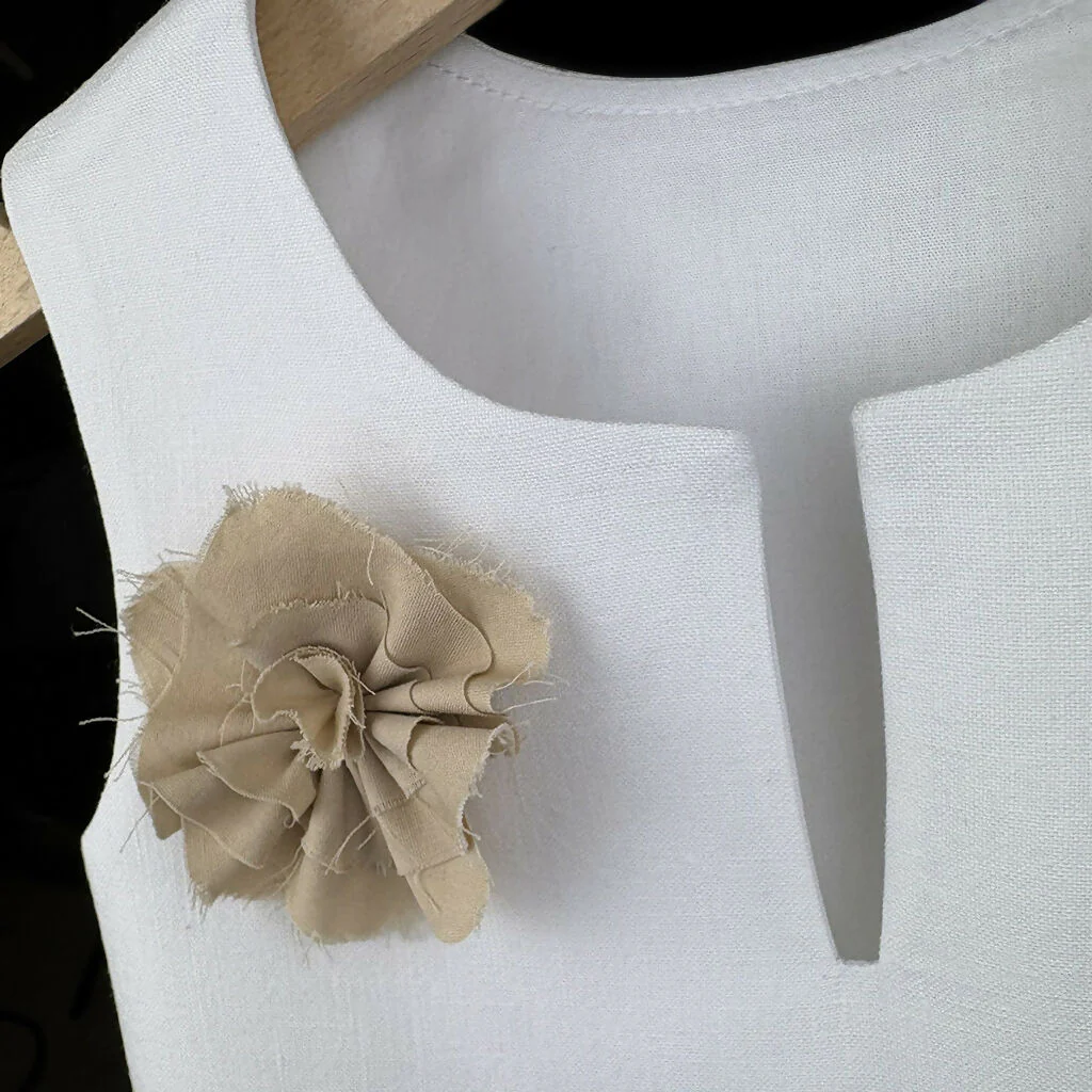 Organic Girls Linen Blouse with Beige Flower Detail - Image 3