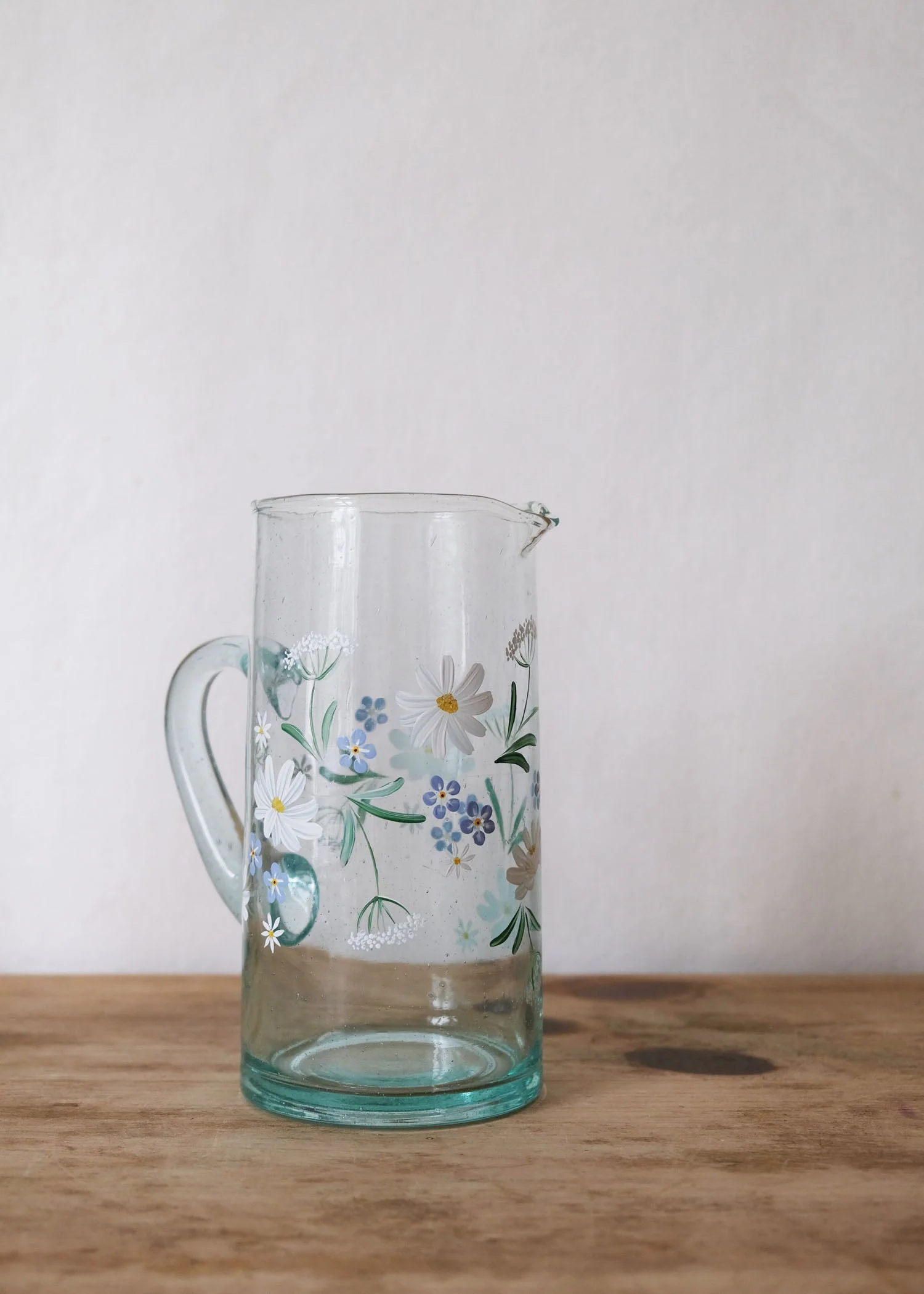 Cosmos & cow parsley recycled glass jug - Image 3