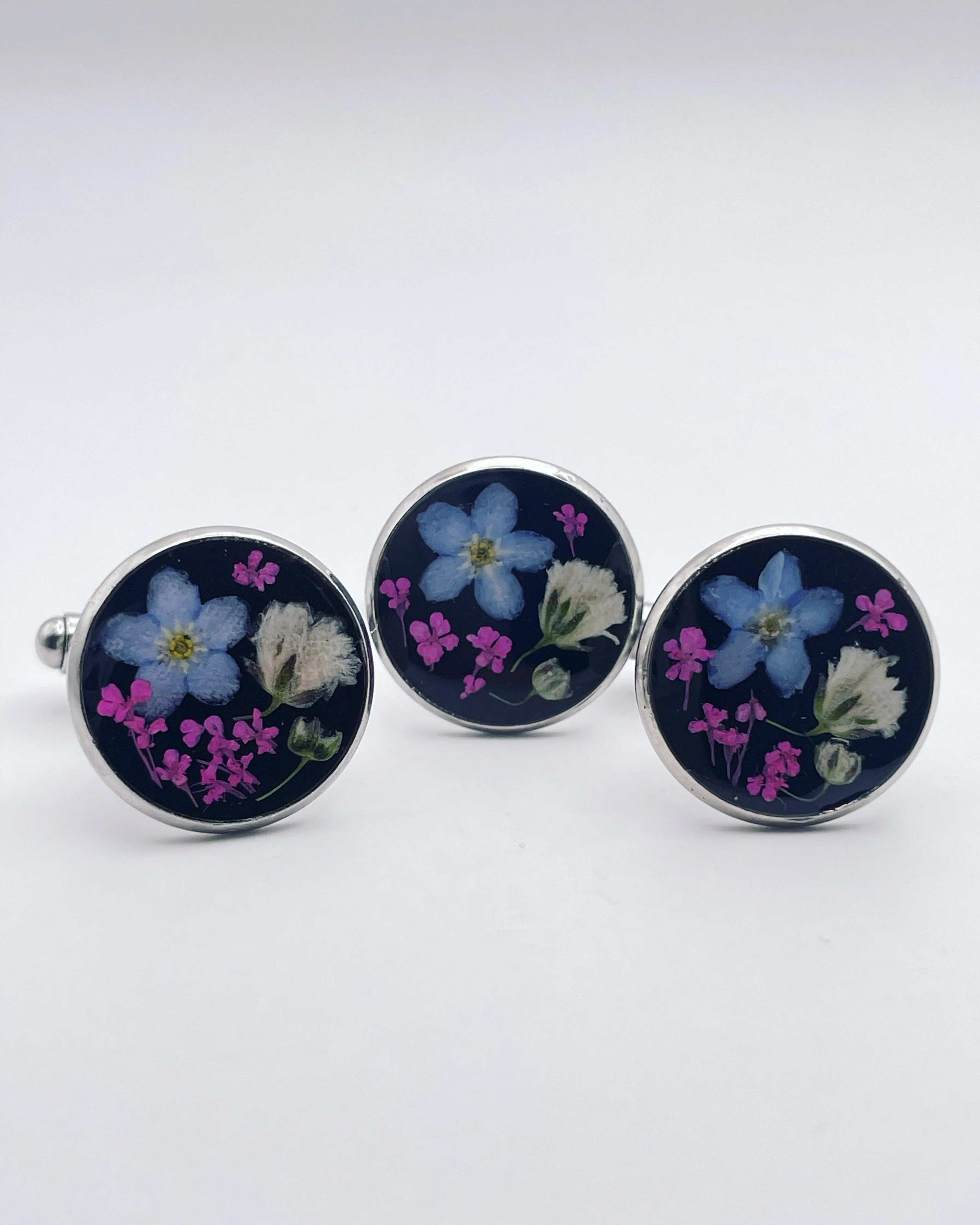 Cufflinks with forget-me-not and gypsophila flowers in 16mm - Image 3