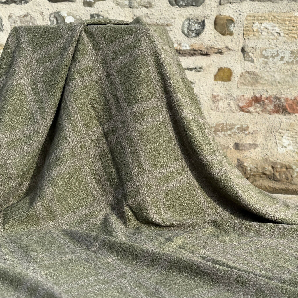 Cumbrian Autumn Blanket - Image 2
