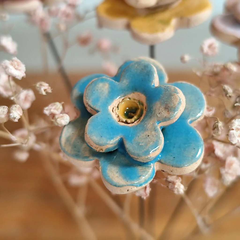 Daisy Ceramic Flower Stems - Handmade Bouquet - Image 8