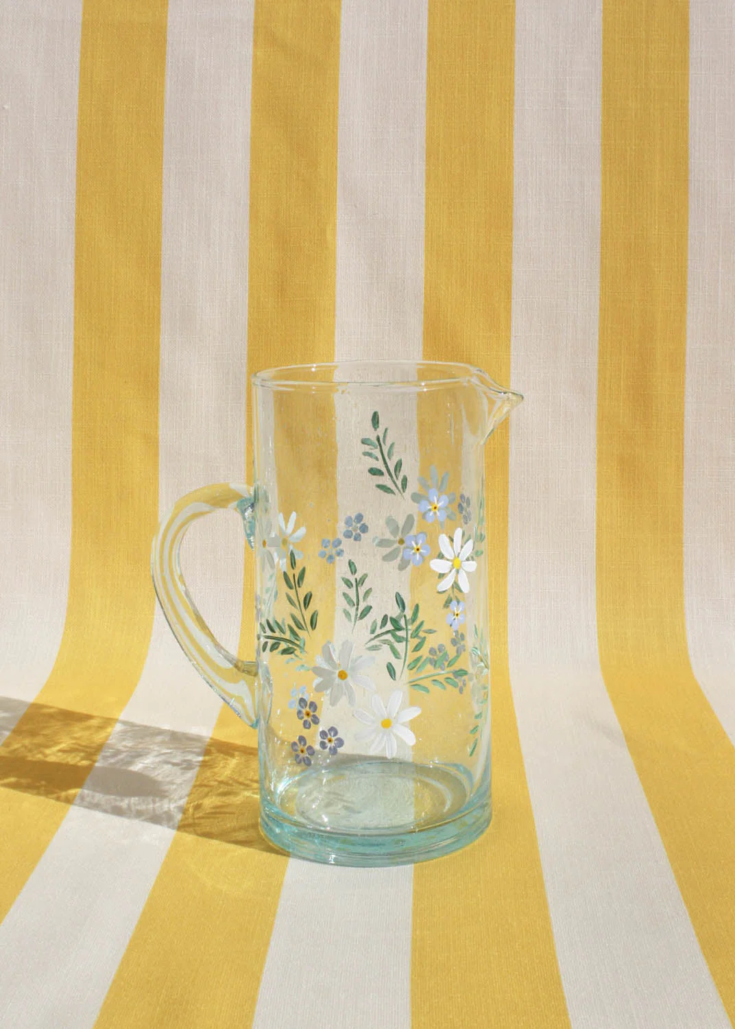 Daisy & forget me nots recycled glass jug - Image 3