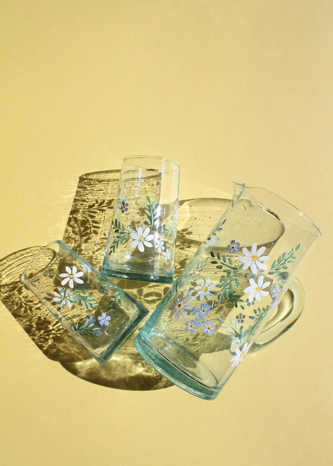 Daisy & forget me nots recycled glass jug - Image 6