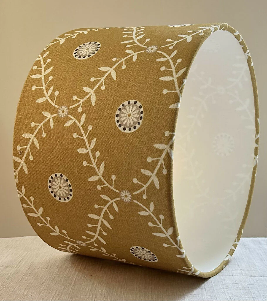 Daisy Trellis Lampshade - Image 2