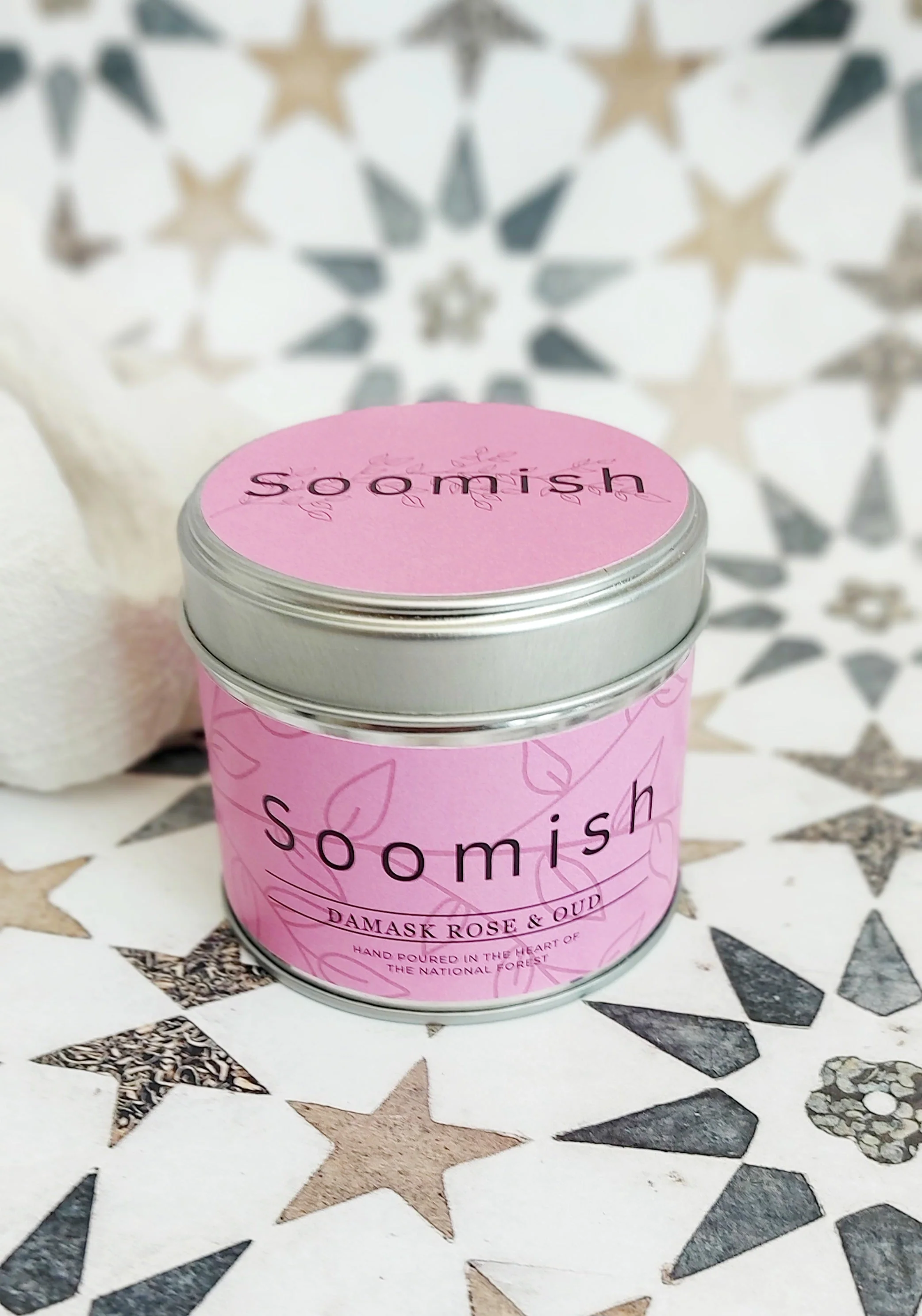 Damask Rose & Oud Tin Candle - Image 4