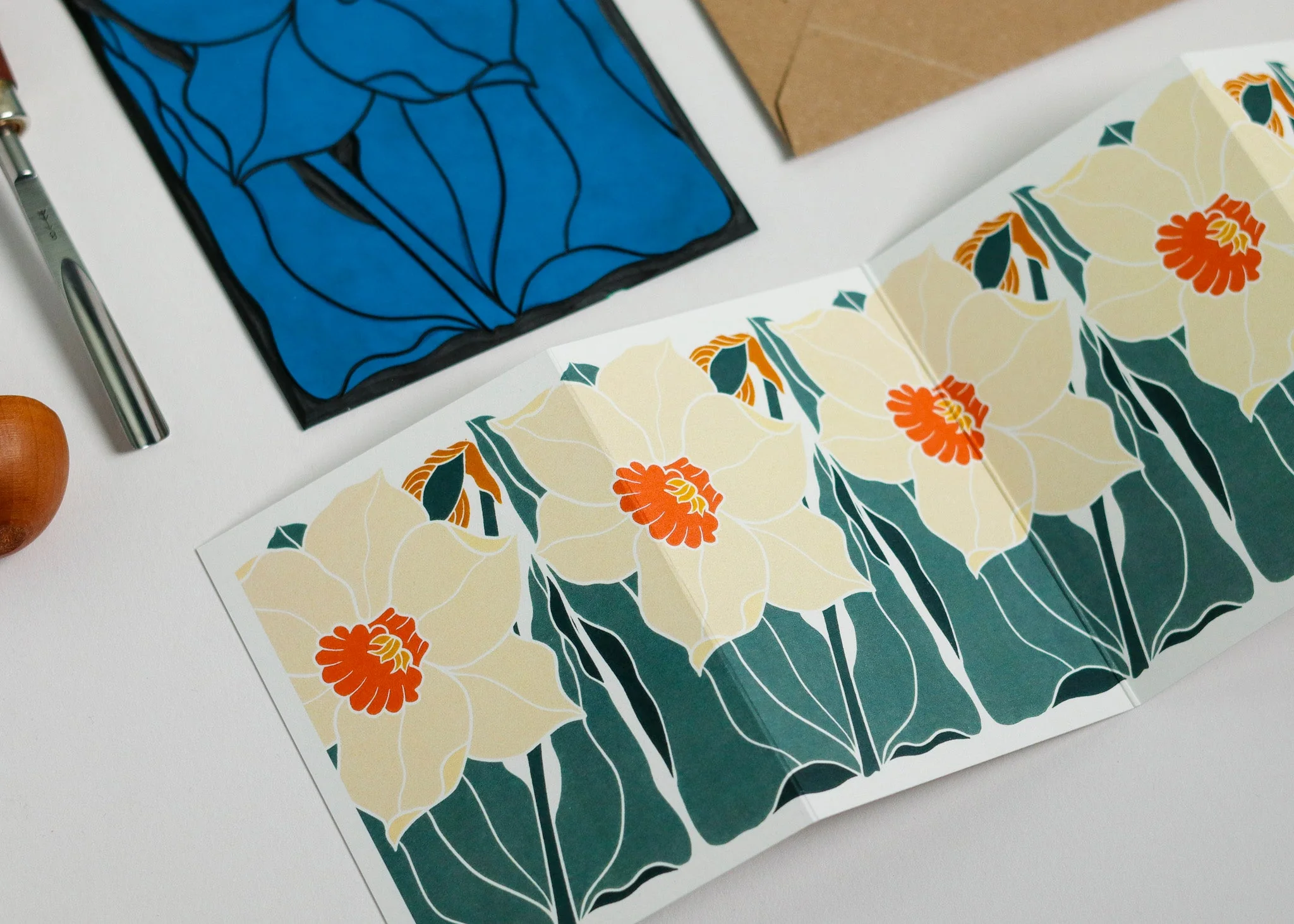Dancing Bright Daffodil Garland Card | Single Card & Envelope - Image 6