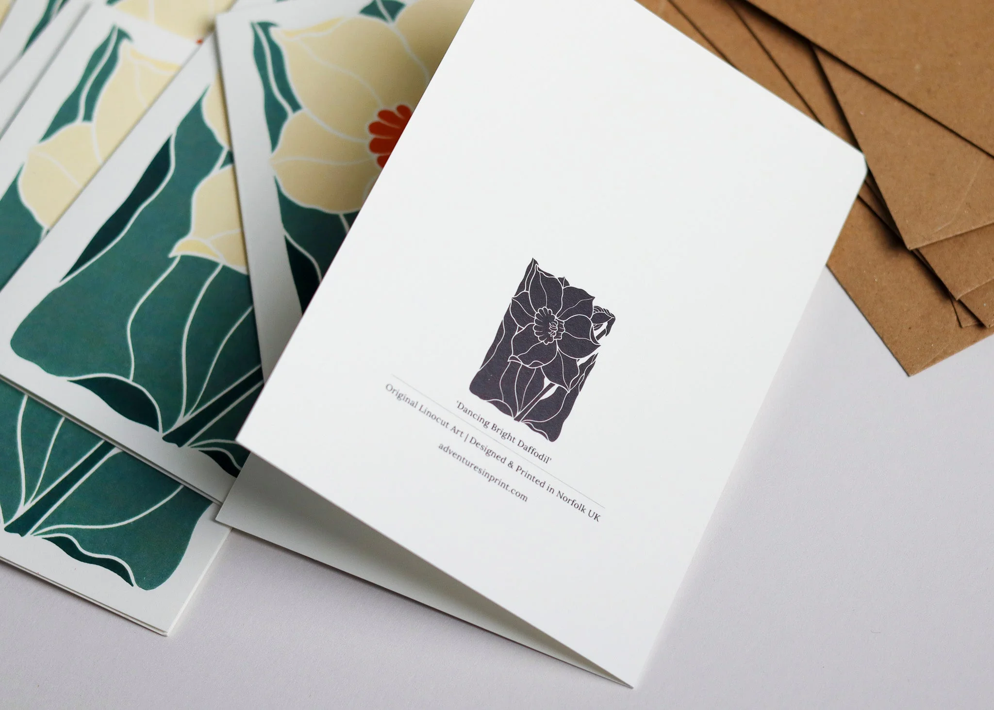Dancing Bright Daffodil | Set of 8 Notecards & Envelopes - Image 6