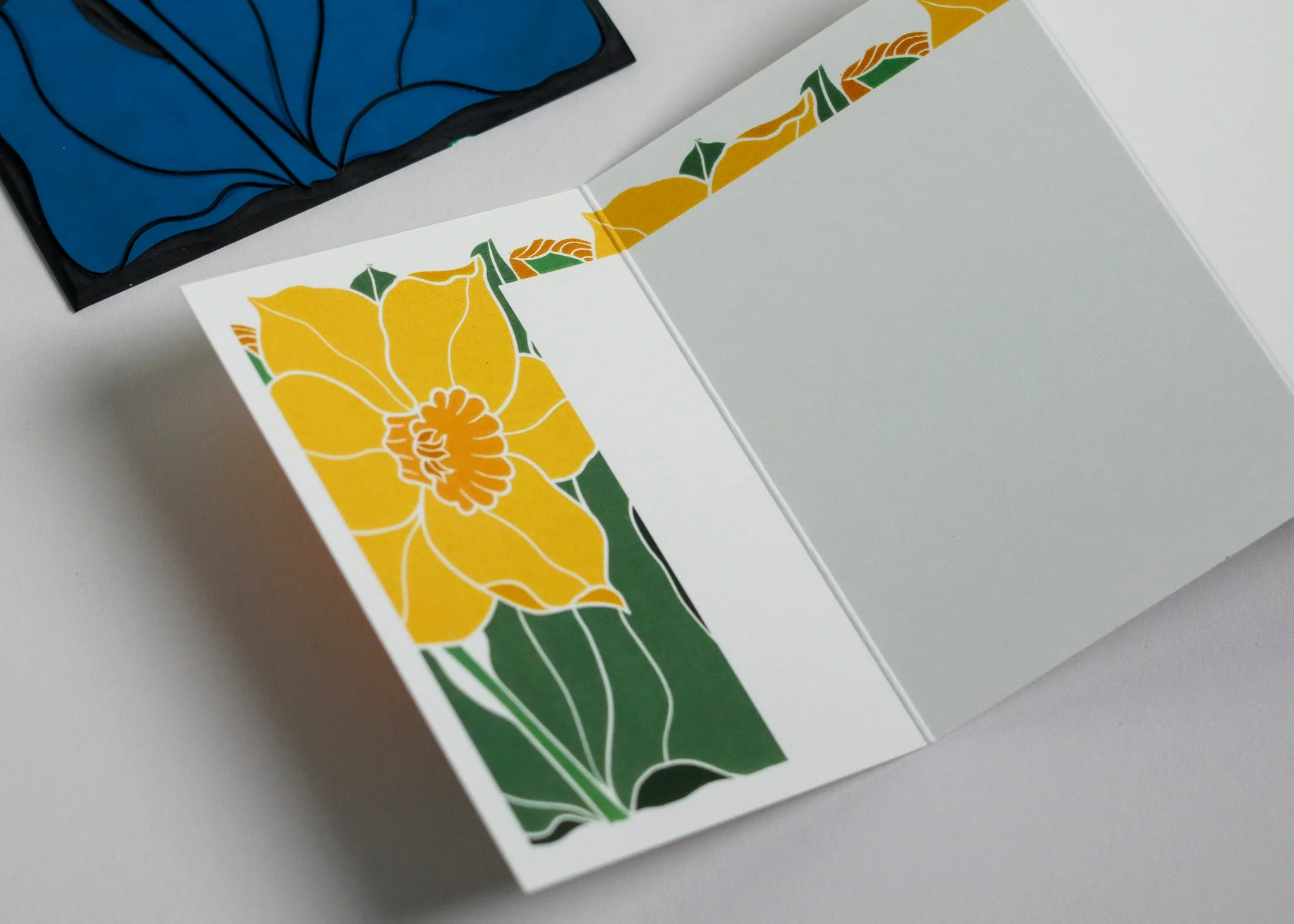 Dancing Daffodil Garland Card | Single Card & Envelope - Image 6