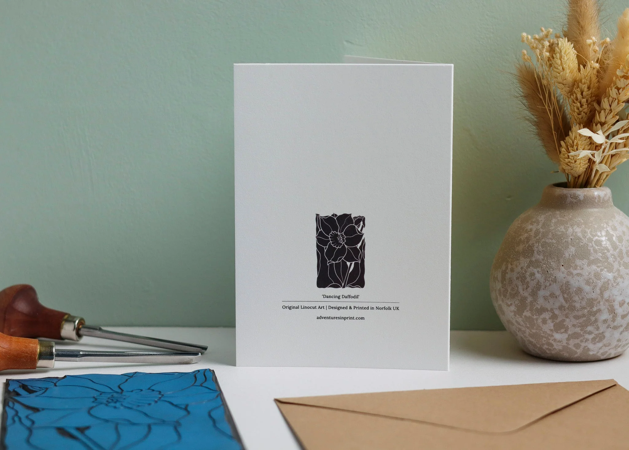 Dancing Daffodil Luxury Cotton Card | Single Card & Envelope - Image 3