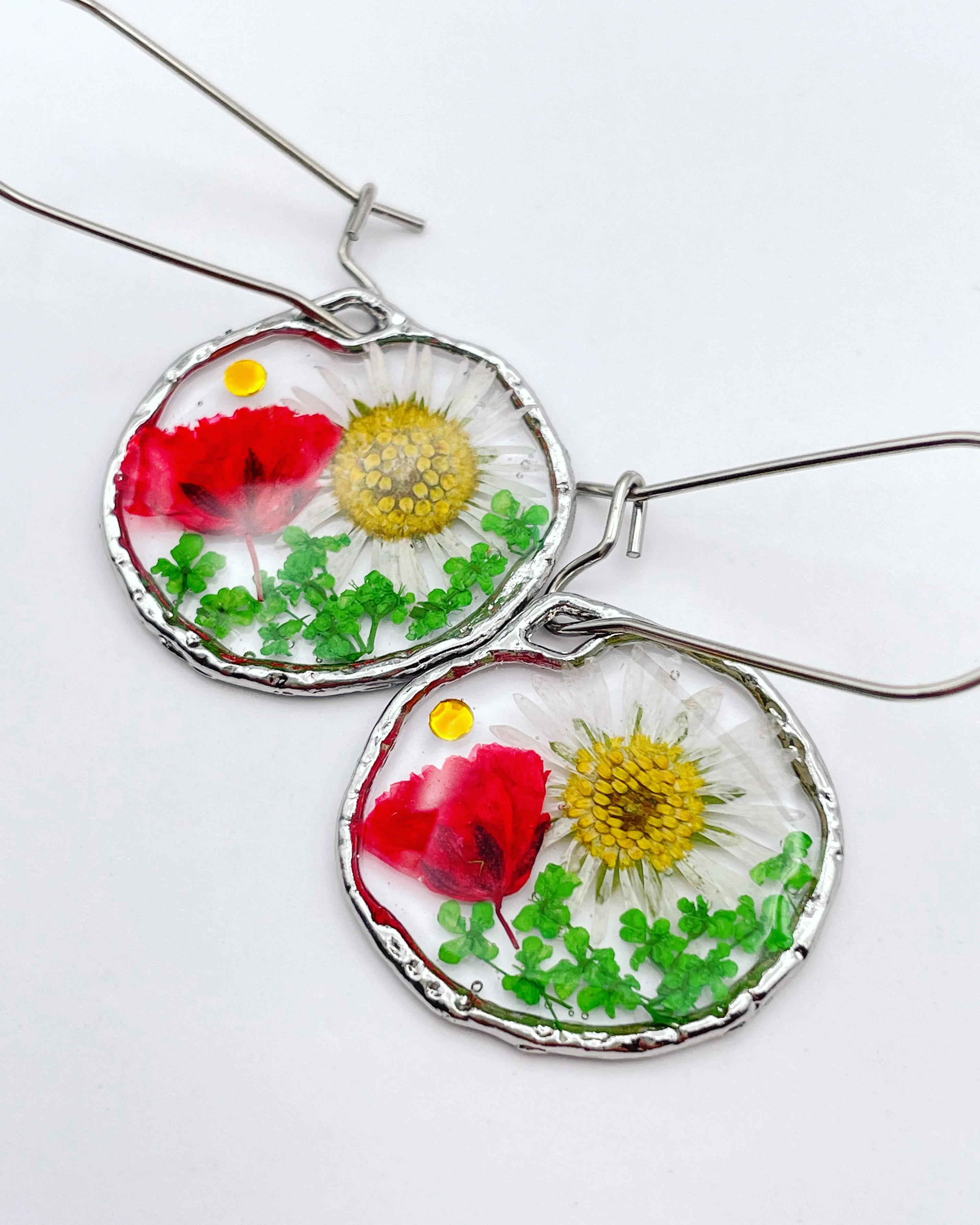Dangle earrings with poppy and daisy flowers - Image 4