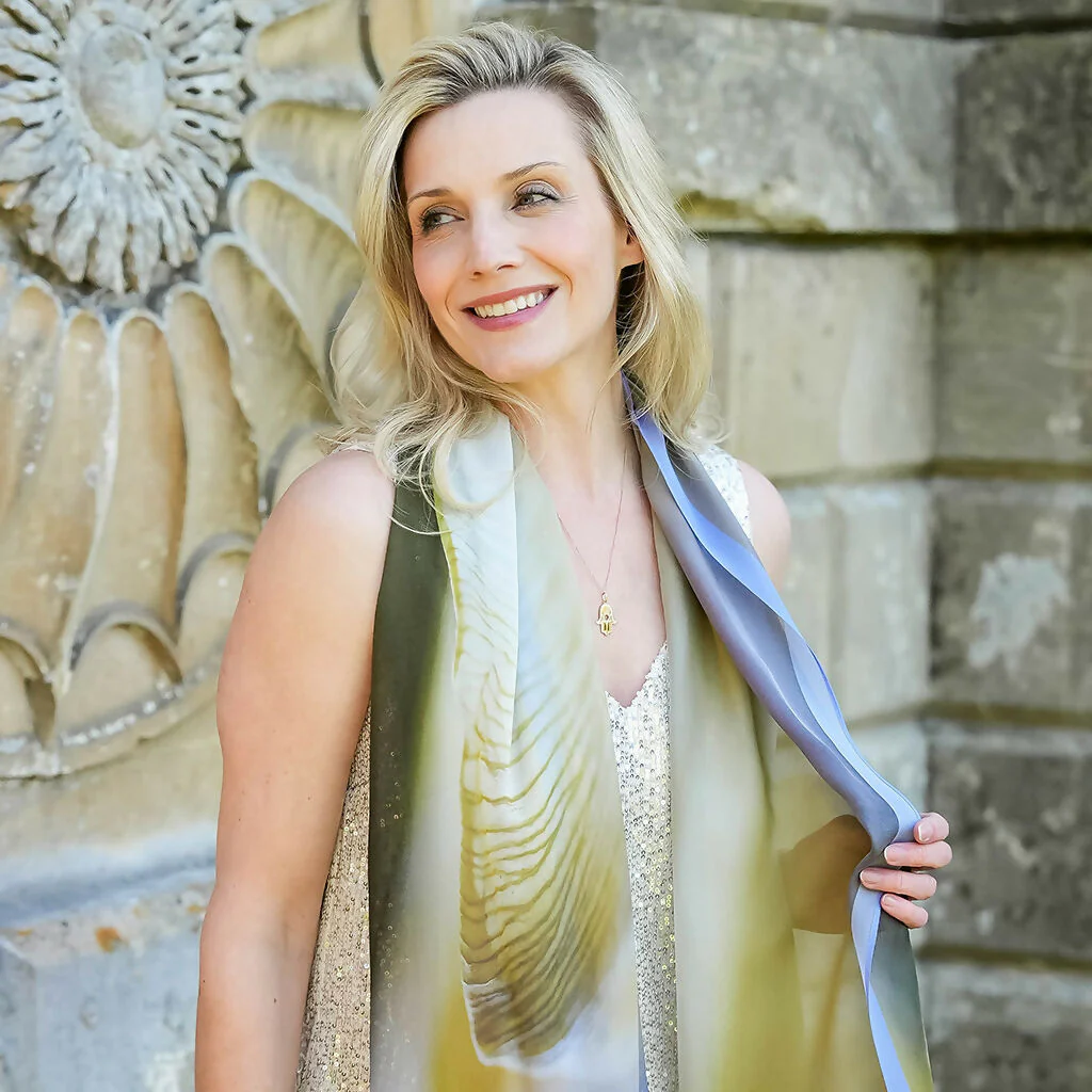 Dreamy petal silk scarf - Image 4