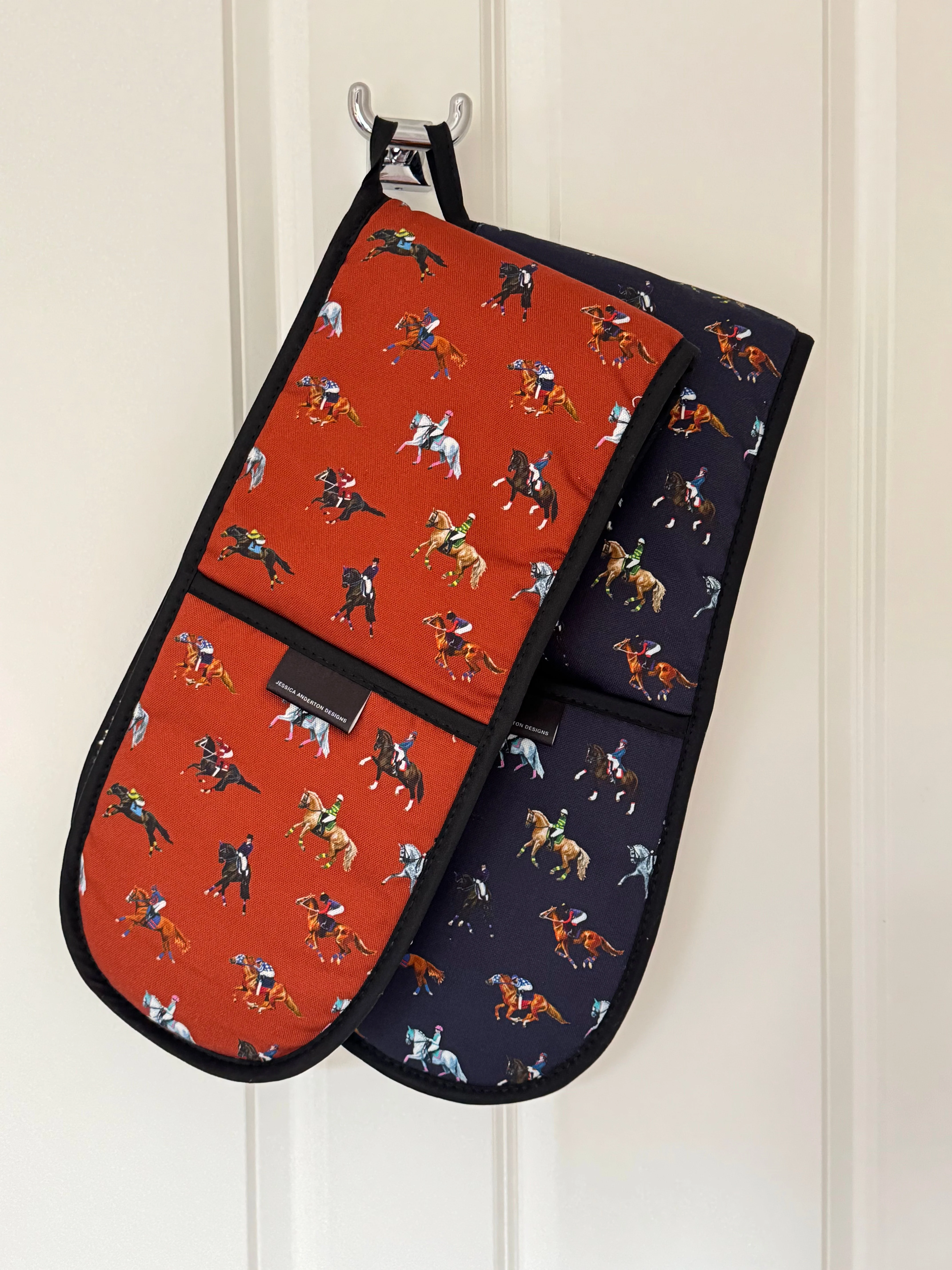 Dressage & Racehorses Double Oven Gloves - Image 4