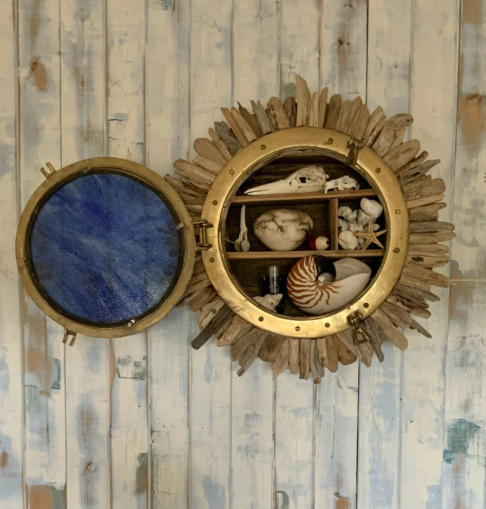 Driftwood porthole cabinet - Image 3