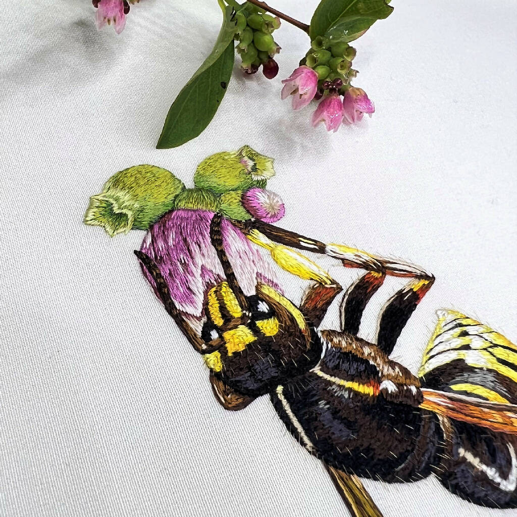 Drinking Wasp Silk Hand-Embroidered Art - Image 5