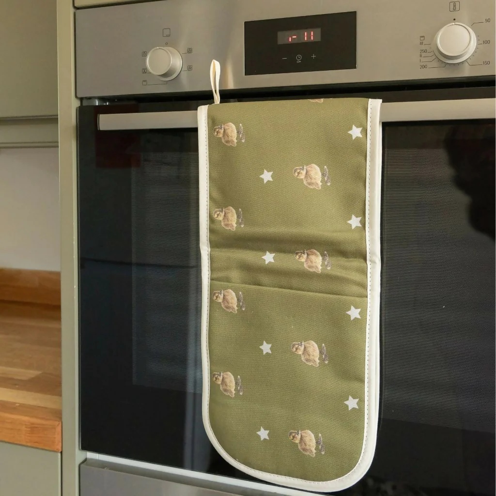 Duckling Oven Gloves - Image 2