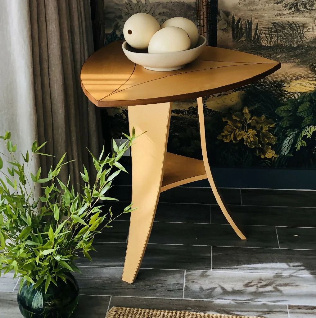 Ellipse Table - Image 3