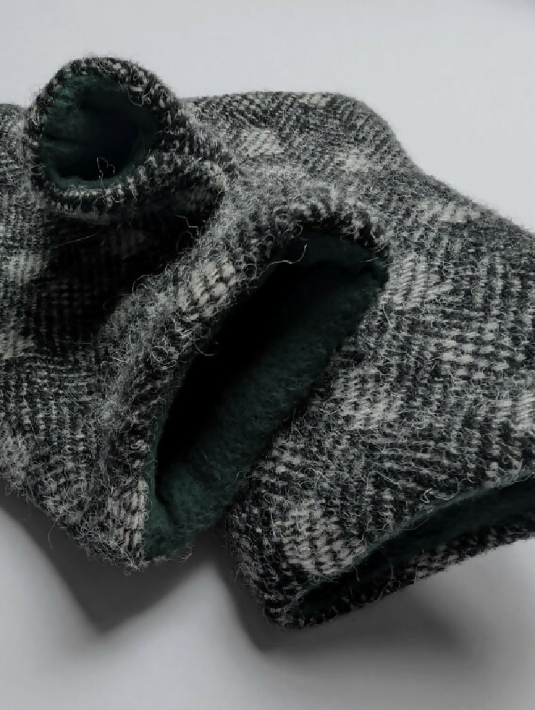 Elvet Mittens - Image 3