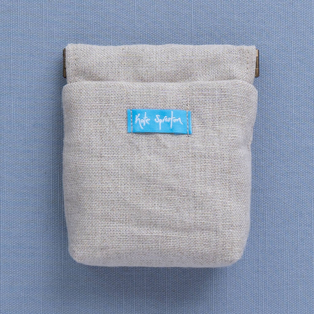 Embroidered Swan Snap Purse - Image 6