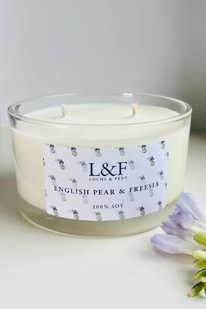 English Pear & Freesia Double Wick Soy Candle - Image 3
