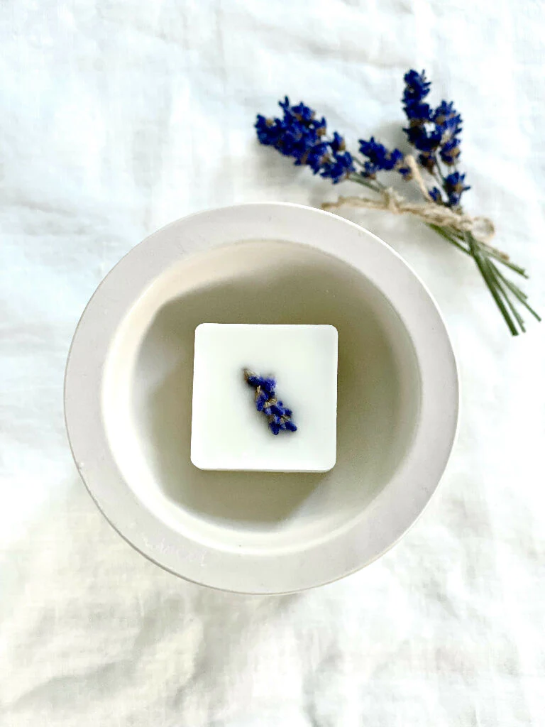 Eucalyptus and Lavender Wax Melt - Image 3