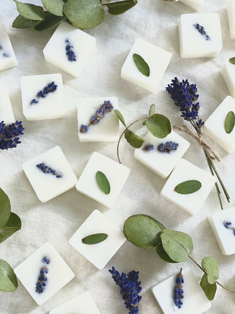 Eucalyptus and Lavender Wax Melt - Image 4