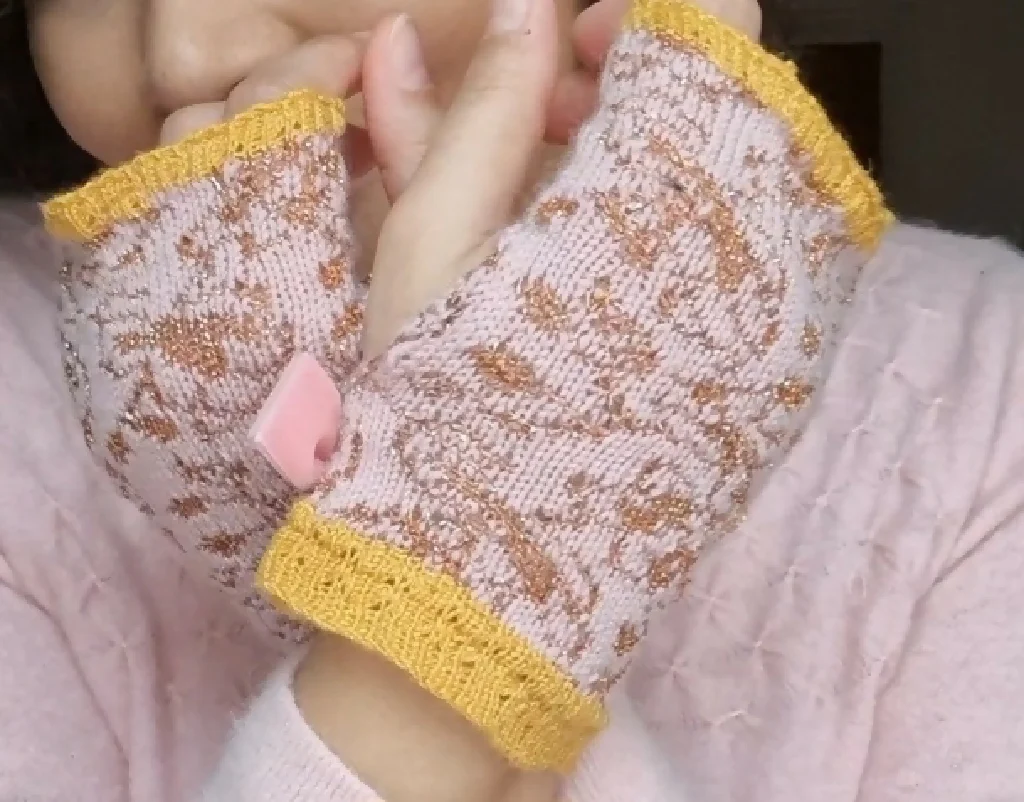 Fine Knit Sparkle Fingerless Gloves - Image 6