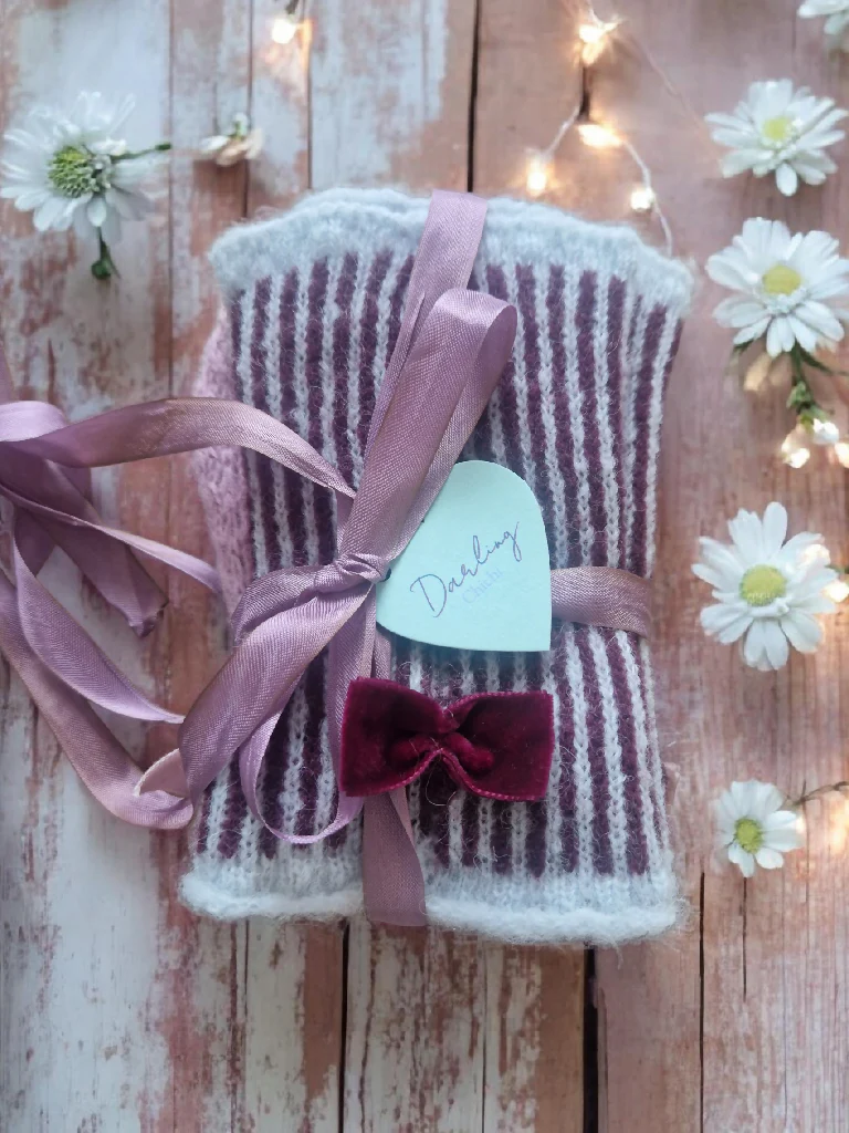 Fingerless striped woollen gloves - Image 2
