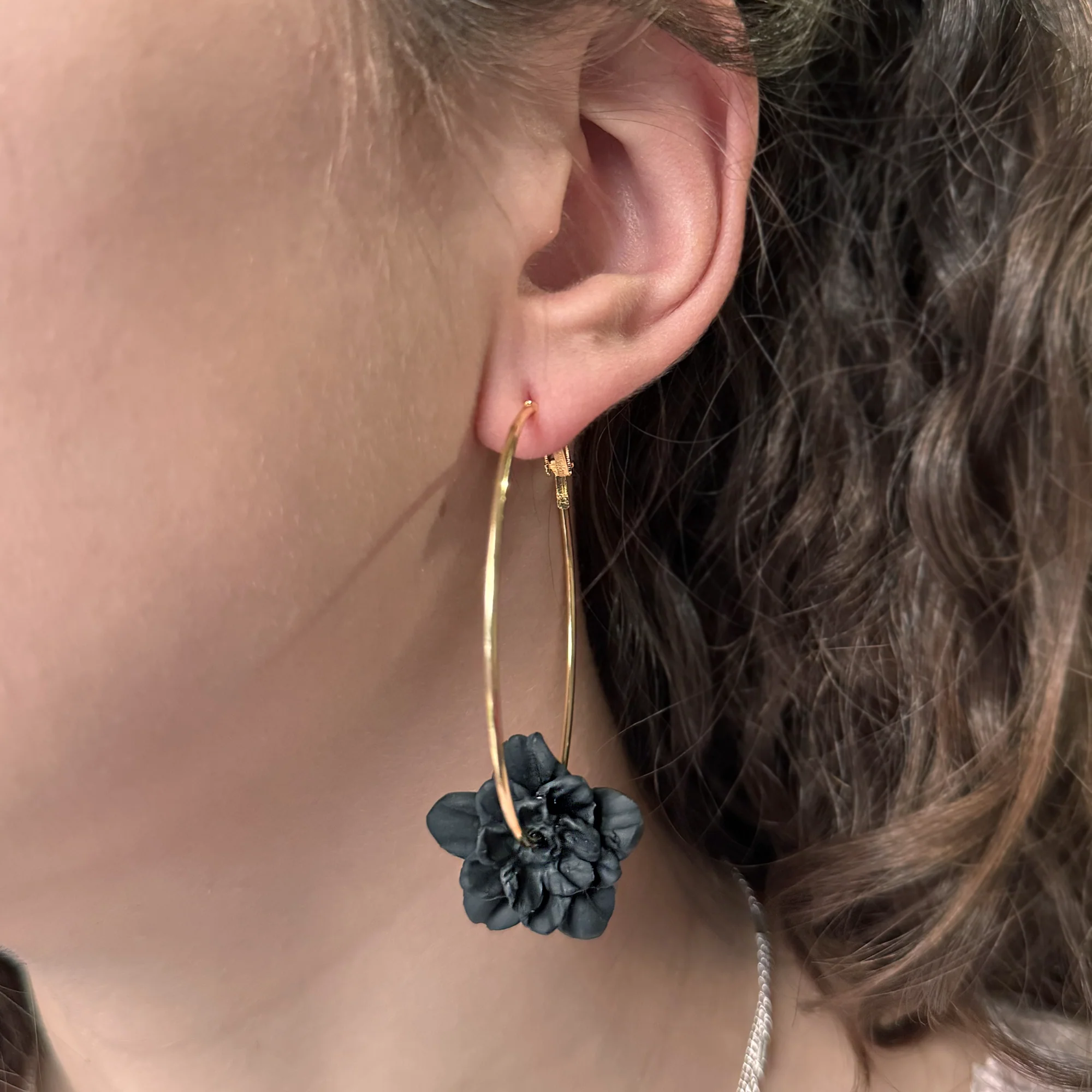 Flora | Black | Hoop Earrings