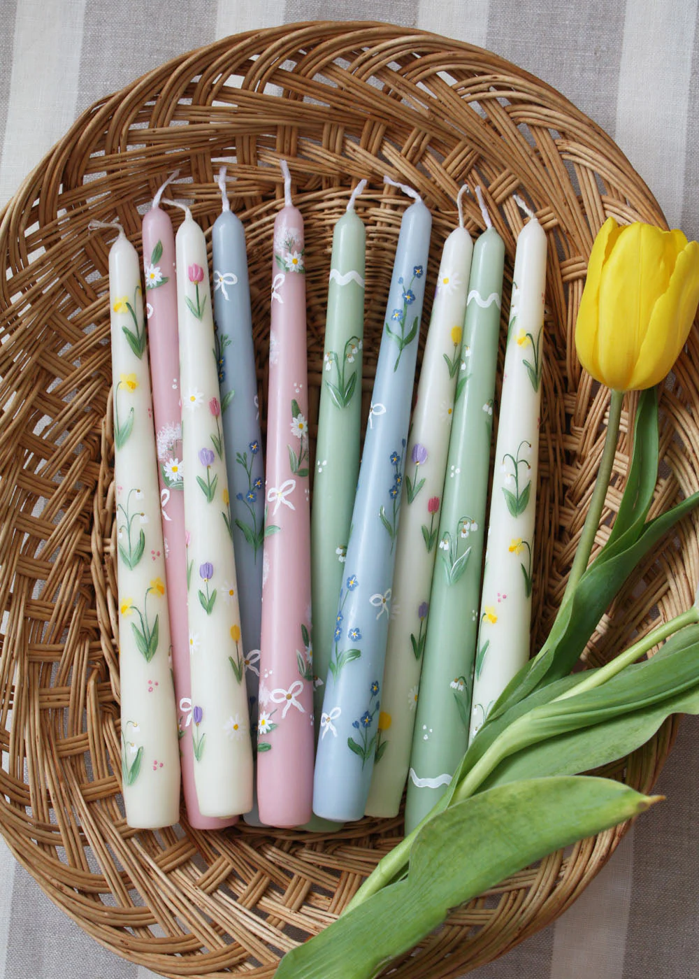 Forget me nots & bows candle - Image 4