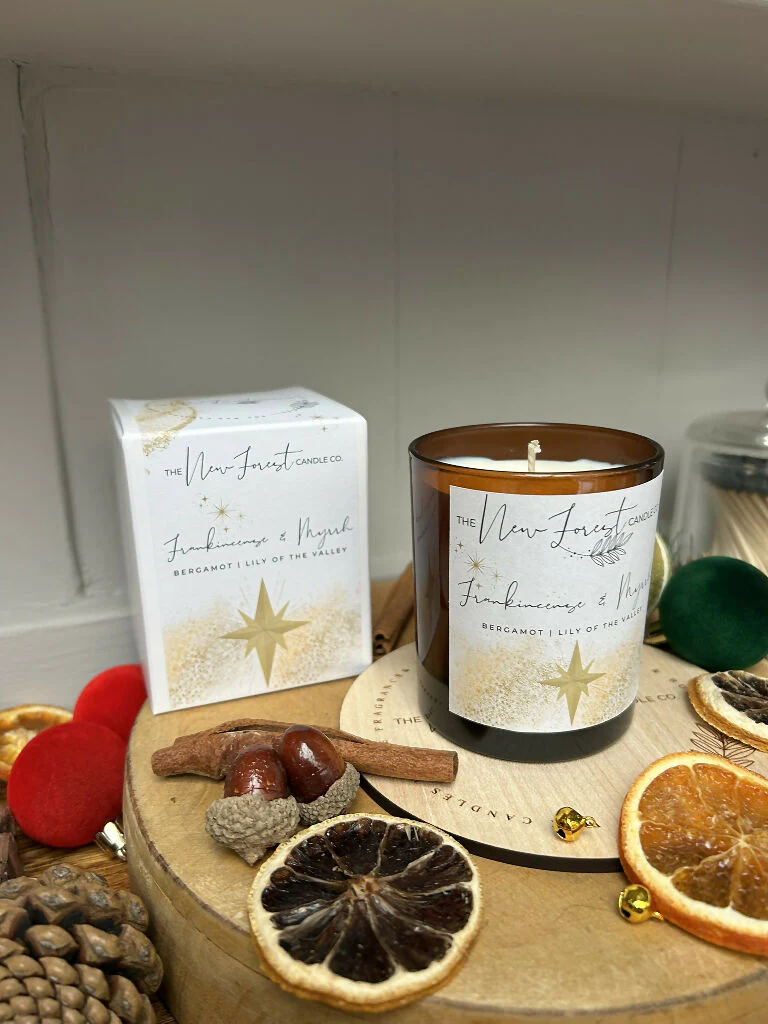 Frankincense & Myrrh Luxury Christmas Soy Wax Candle - Image 3
