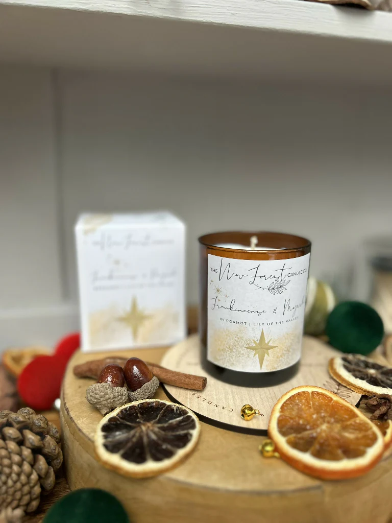 Frankincense & Myrrh Luxury Christmas Soy Wax Candle - Image 6