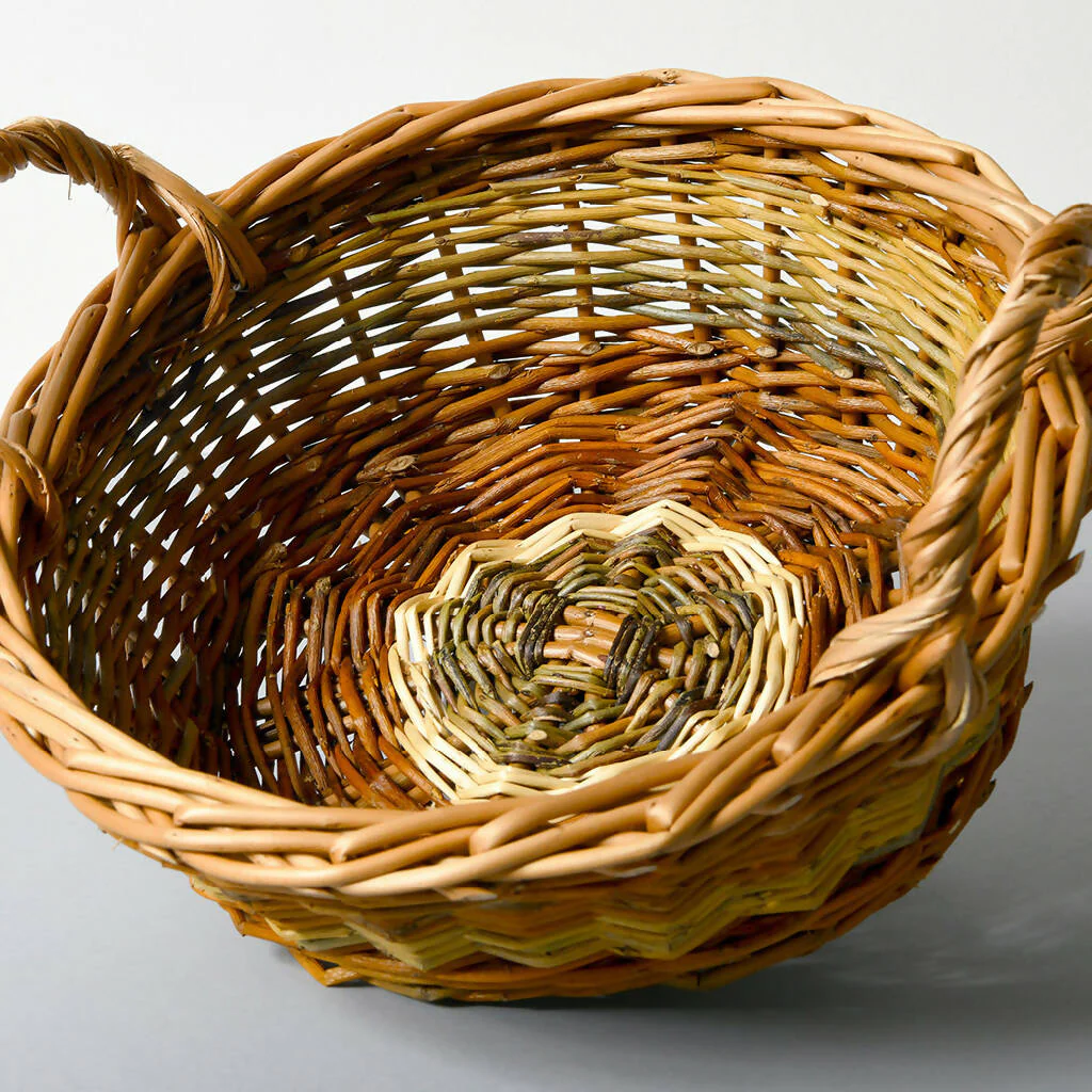 Fruit/Bread Basket in Mixed Willows - Image 2