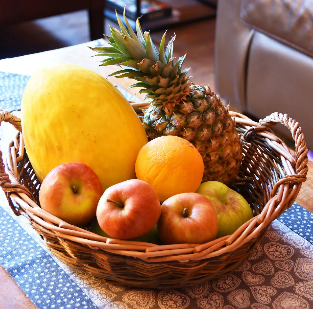 Fruit/Bread Basket in Mixed Willows - Image 4