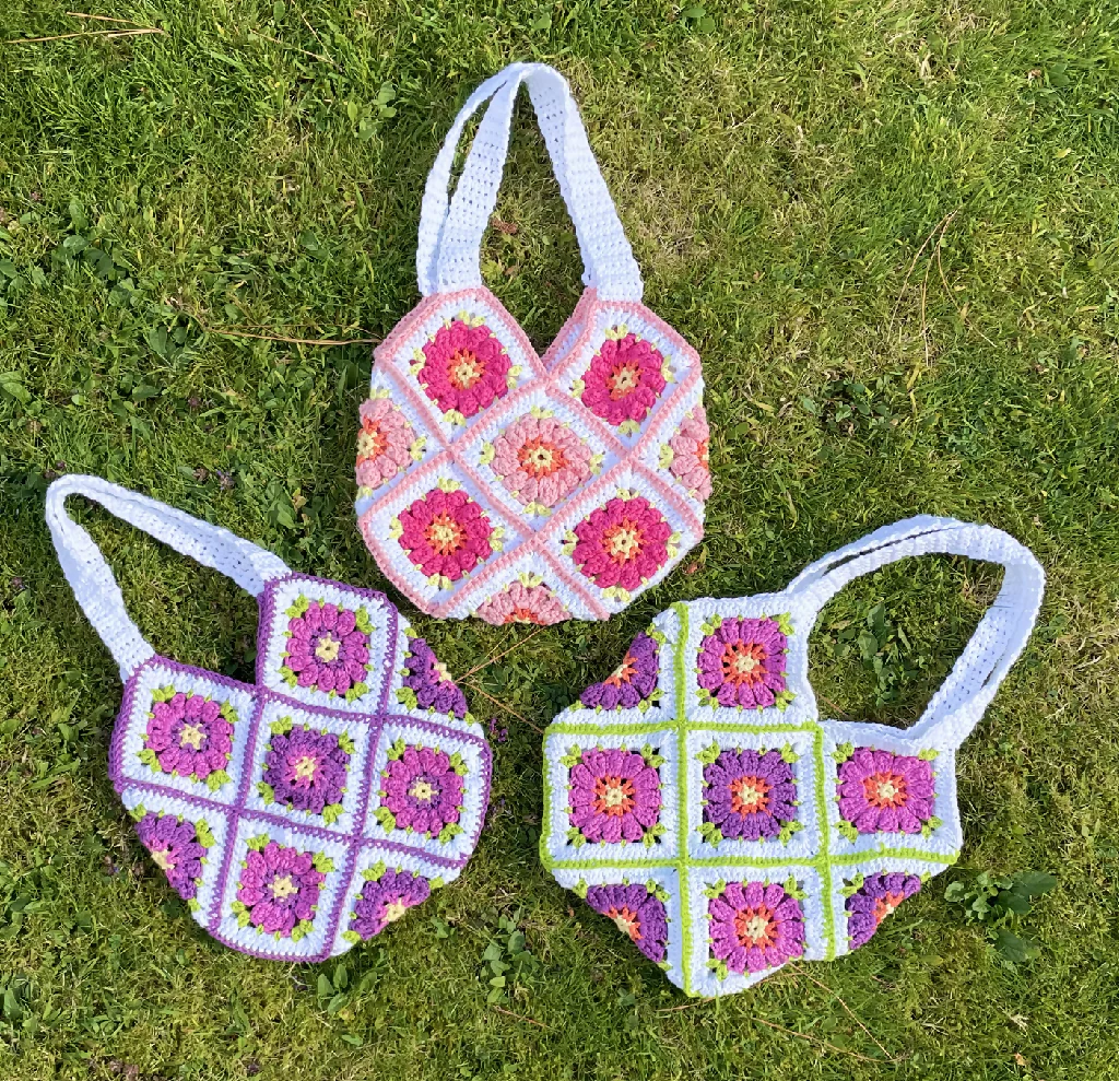 Garden Floral Shoulder Hand Bag in Purple - Image 5