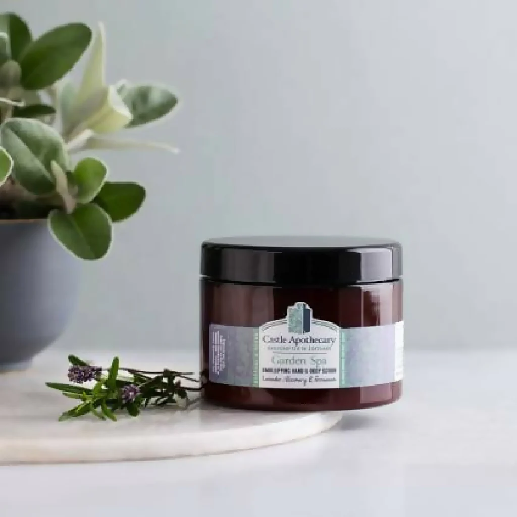 Gardeners Emulsifying Hand and Body Scrub in Lavender, Rosemary and Geranium - Image 2