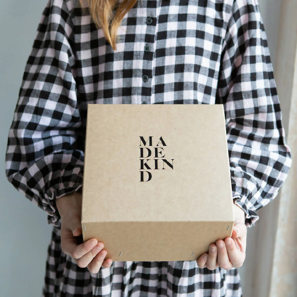 Gift Box with Natural Hand Wash and Hand Lotion - Image 3