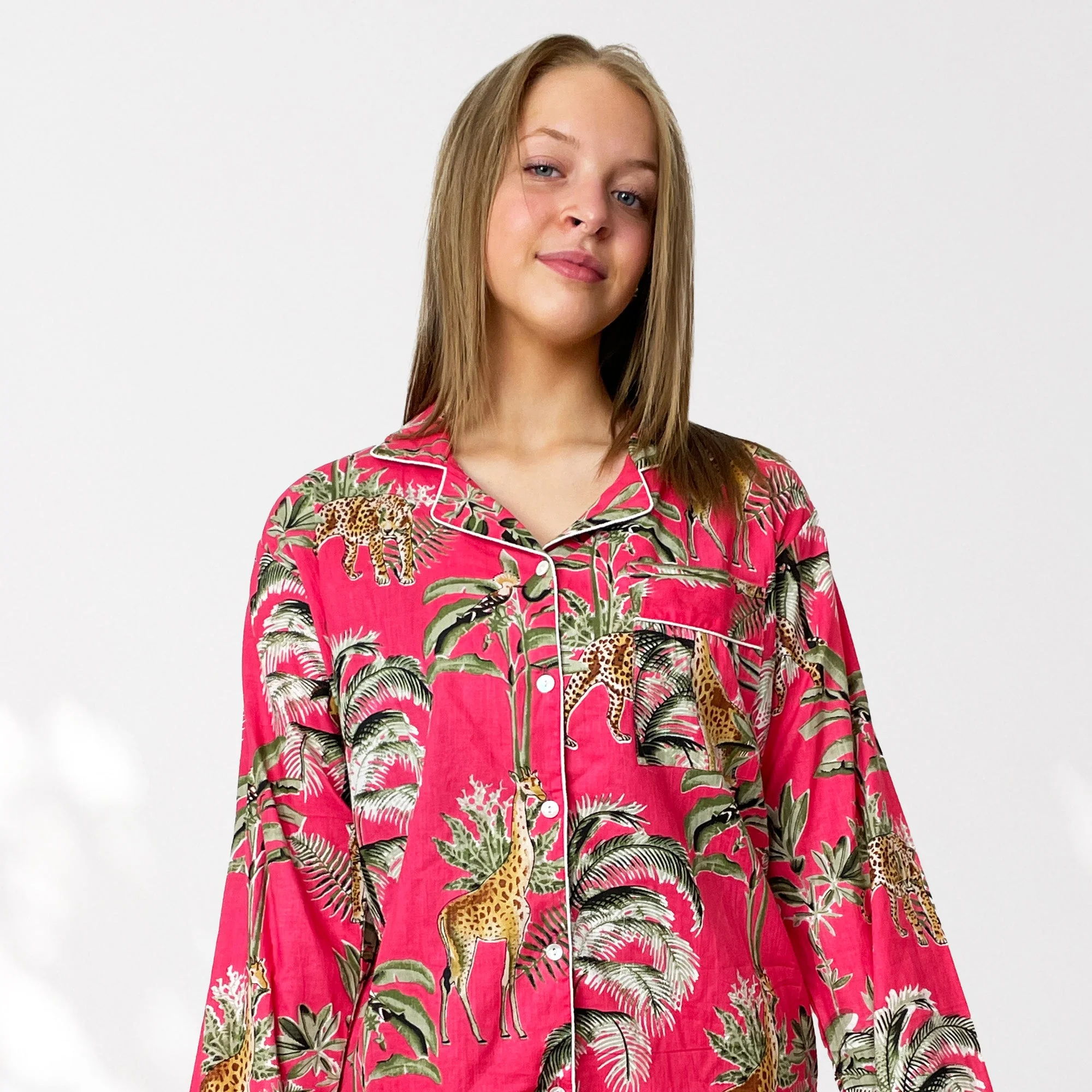 Giraffe Print 100% Cotton Long Pyjama Set in Pink - Image 2