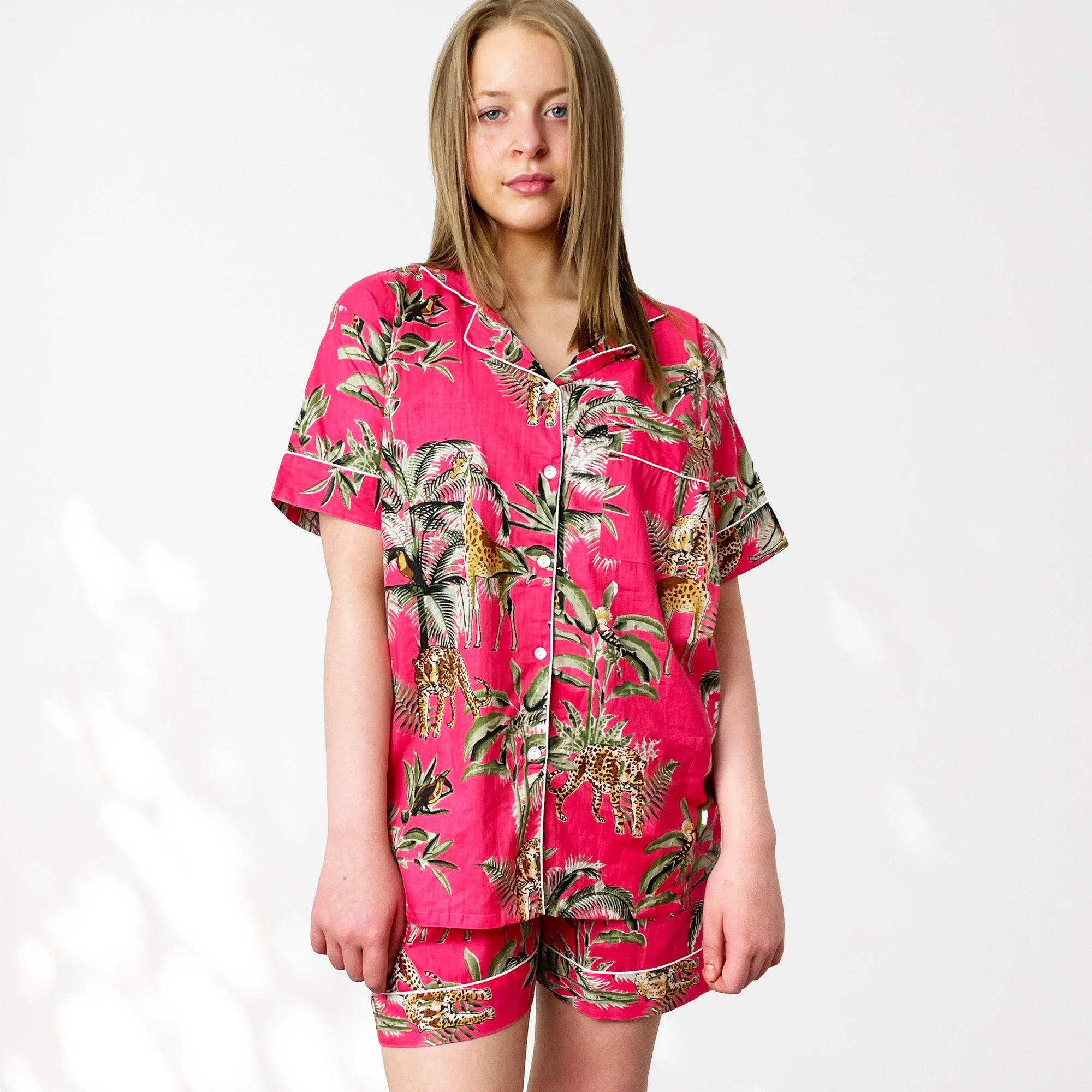 Giraffe Print 100% Cotton Short Pyjama Set in Pink - Image 3