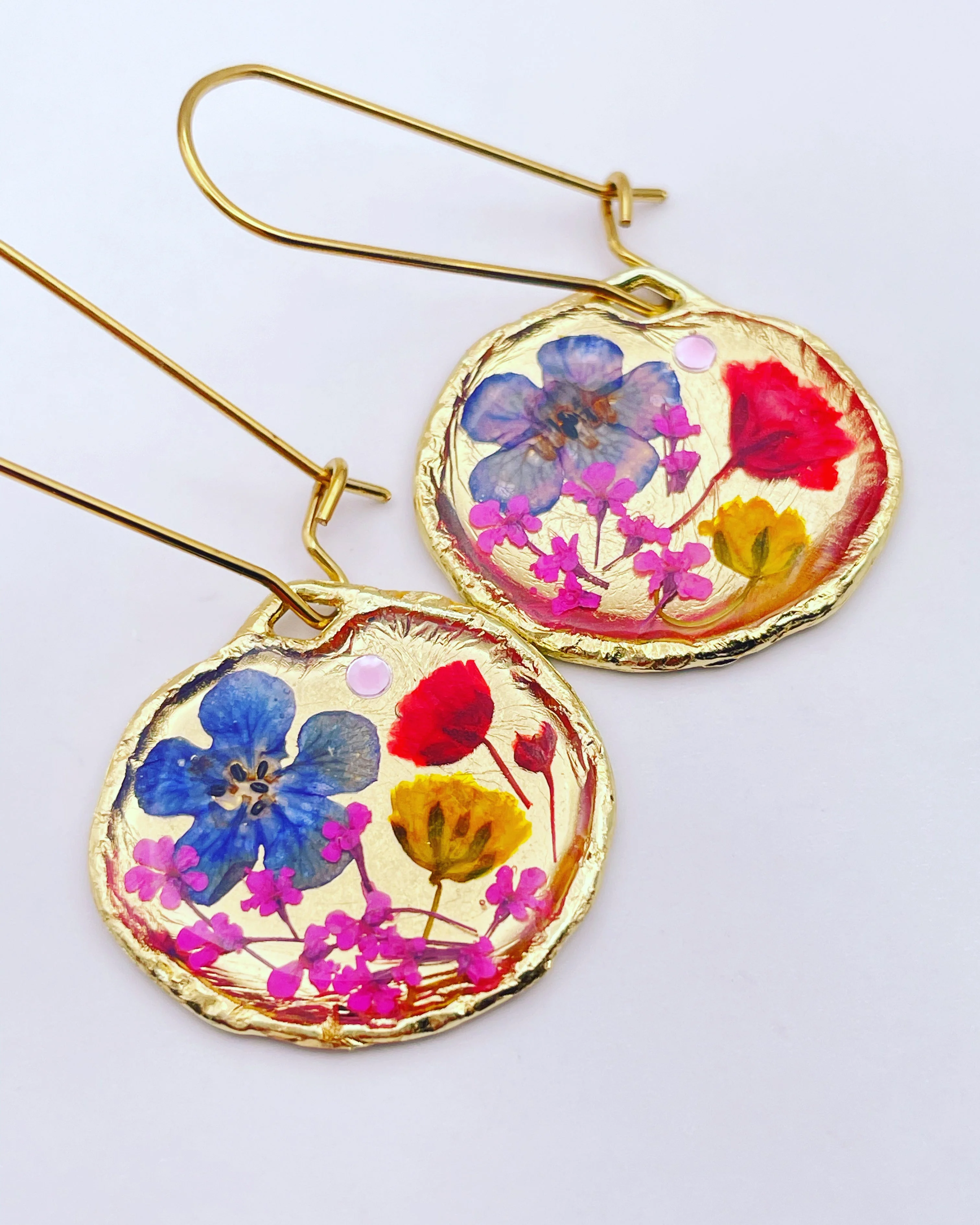 Gold dangle earrings with poppy and blue flowers - Image 2