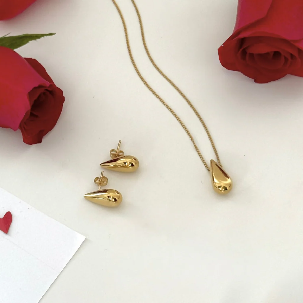 Gold Plated Fine Silver Necklace with Teardrop-Shaped Pendant