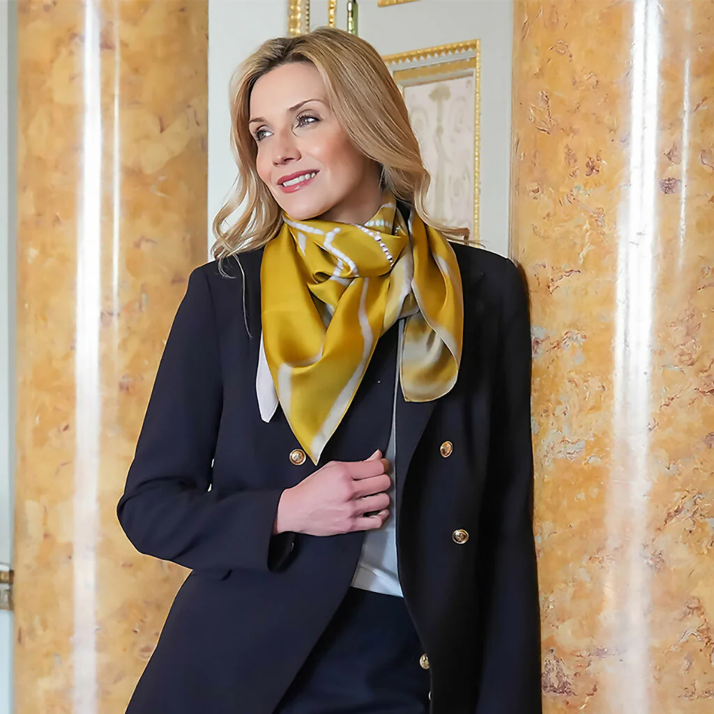 Golden cobweb silk scarf - Image 3