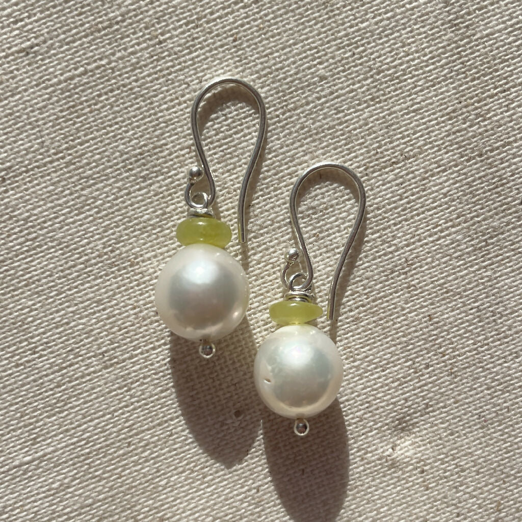 Green Quartz & Freshwater Pearls Sterling Silver Earrings - Image 2
