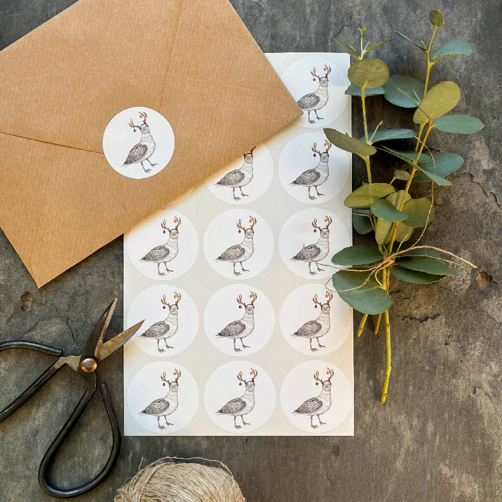 30 Gull Christmas Stickers - (15 per sheet) - Image 3