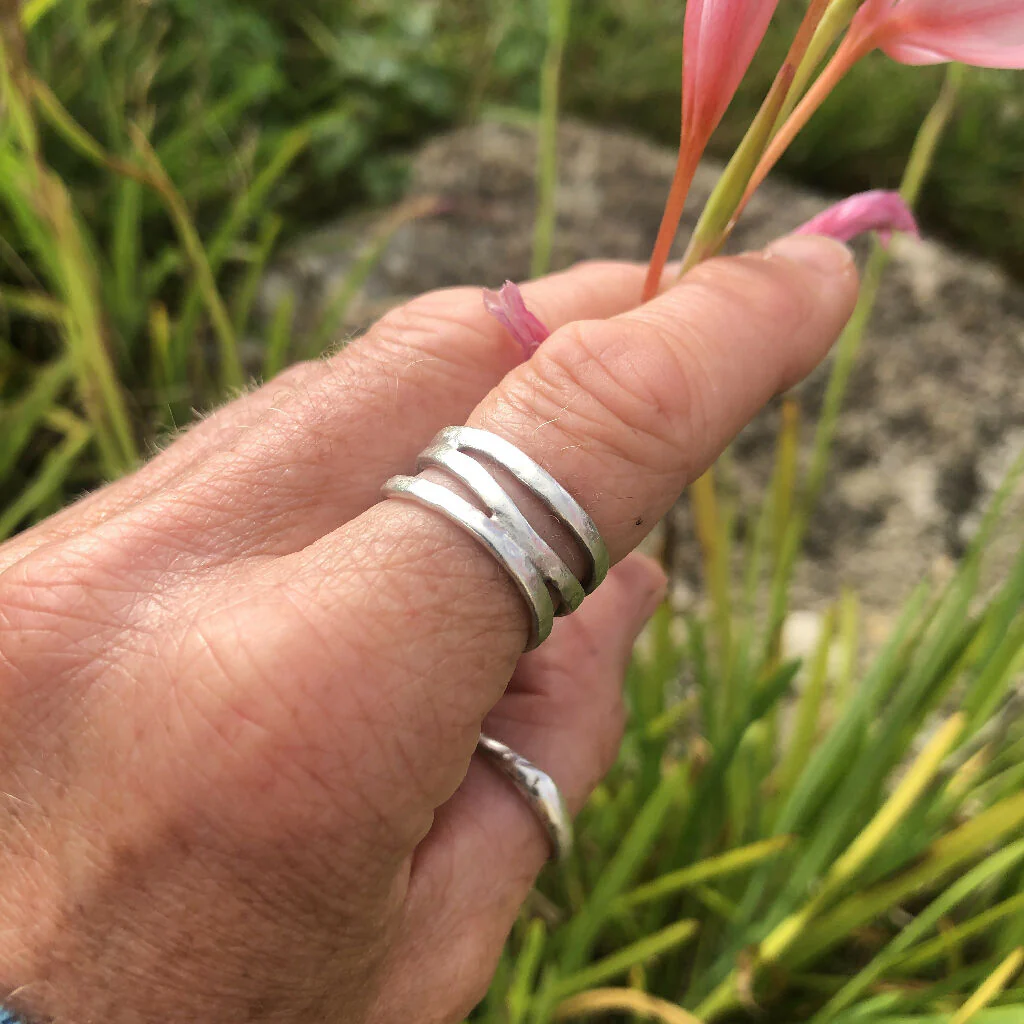 Hammered Sterling Silver Surf Wave Ring - Image 4