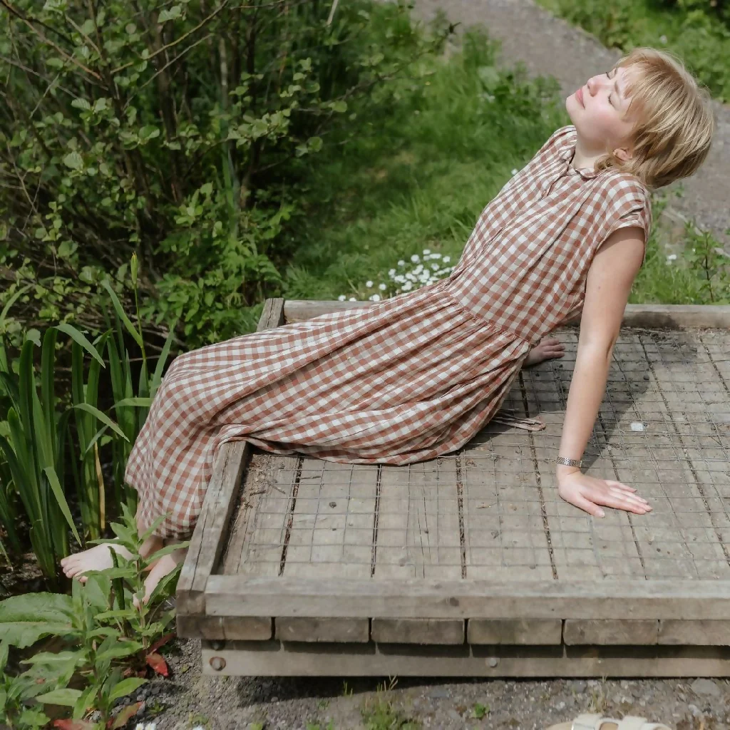 HAND CRAFTED SCALLOPED DRESS - Image 4