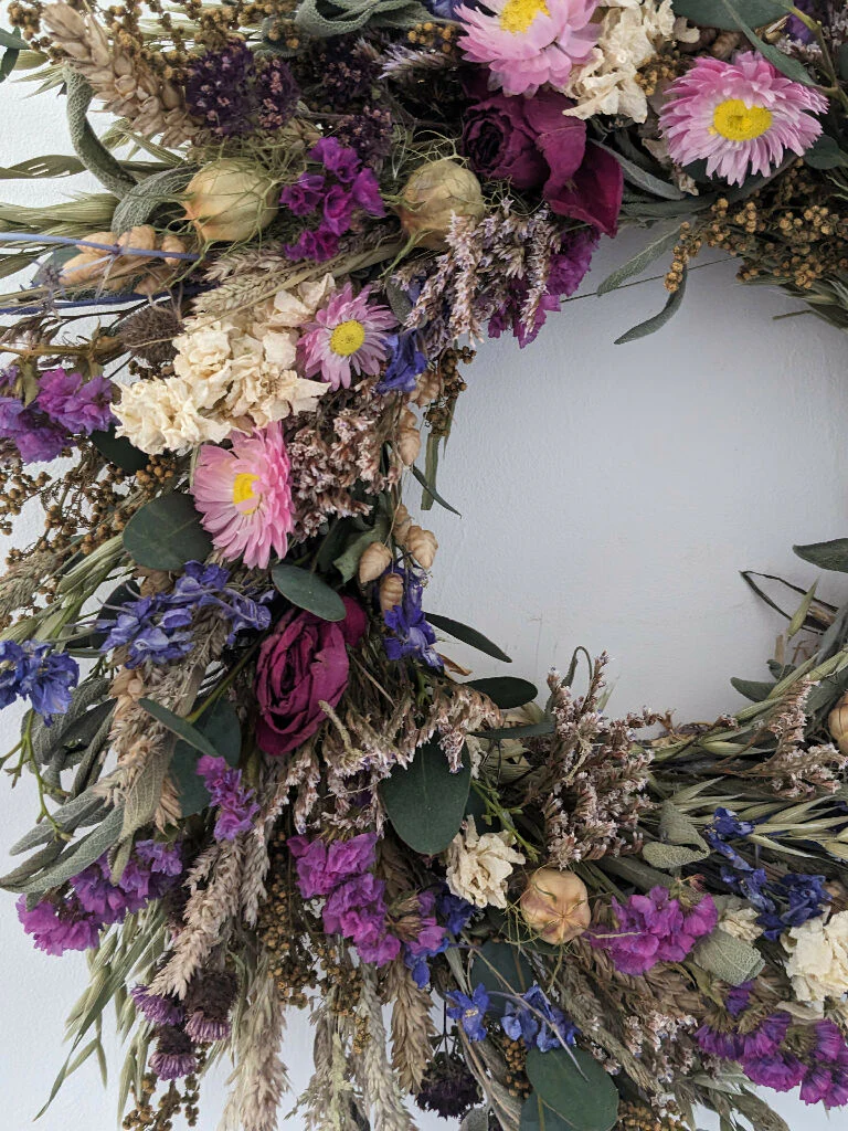 Handmade Dried Flower Wreath in Pinks & Purples - Image 4